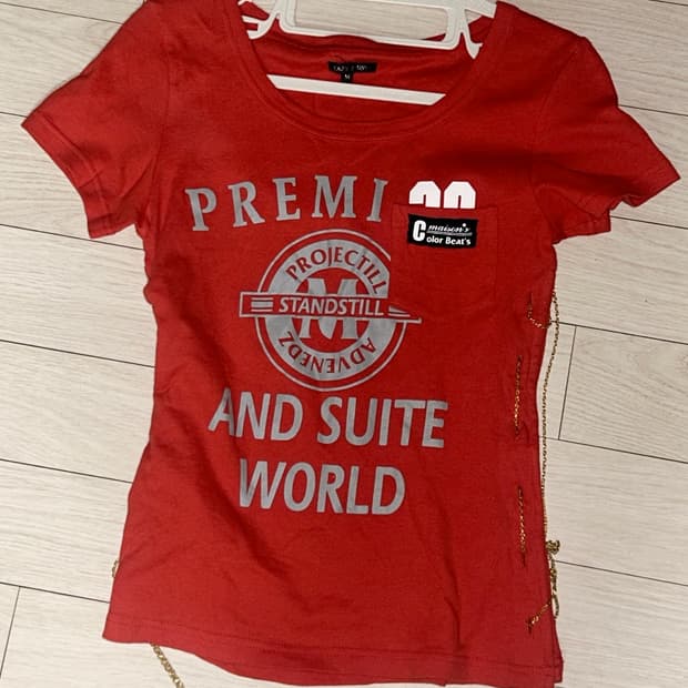 빈티지 골드 체인 레드 반팔티 슬림핏