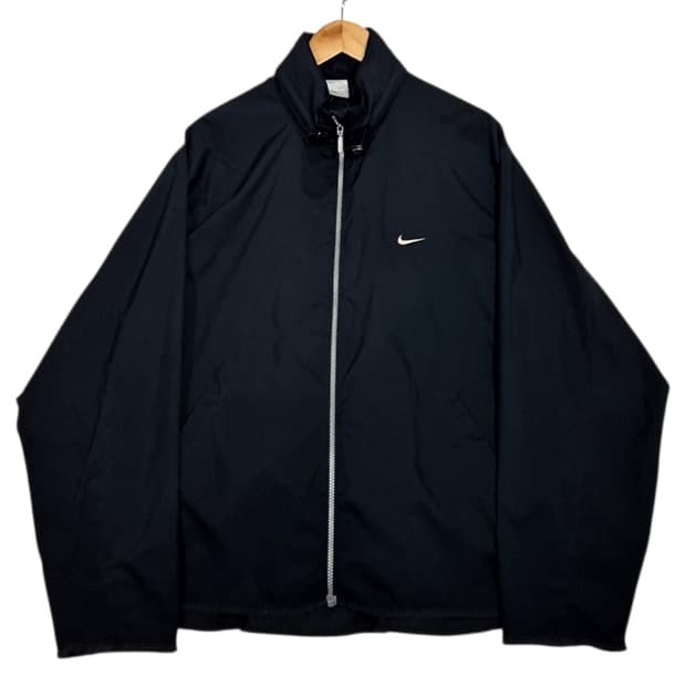 나이키 솔로스우시 바람막이