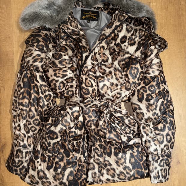 비비안웨스트우드 레오파드 퍼 패딩 