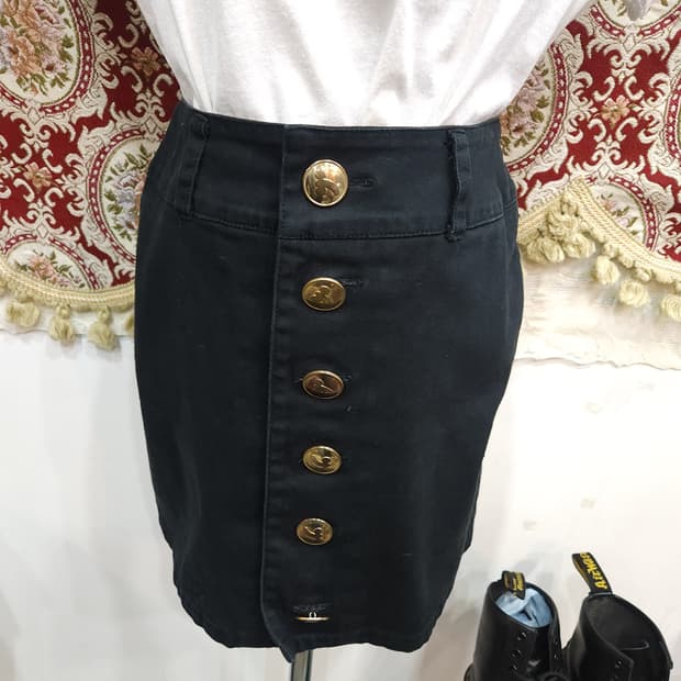 히스테릭글래머 금장버튼 스판 코튼 스커트

