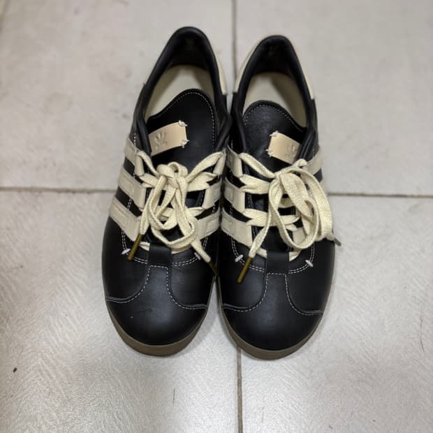 아디디스 가젤 풋인더스트리 265