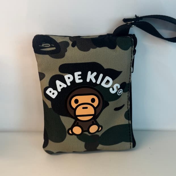 베이프 마일로 카드 지갑 파우치