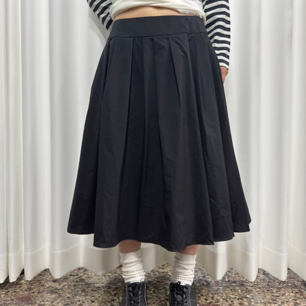 m’s gracy pleats midi skirt