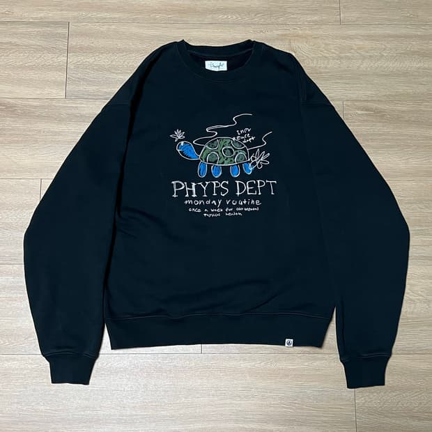 피지컬디파트먼트 맨투맨