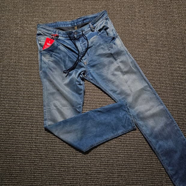 DIESEL 크롤리 데님 팬츠