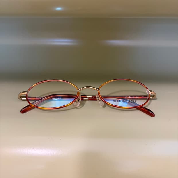 VIKTOR & ROLF Oval Frame