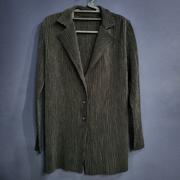 스피치오 플리츠 가디건