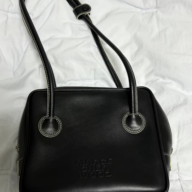마지셔우드 숄더백 (블랙)