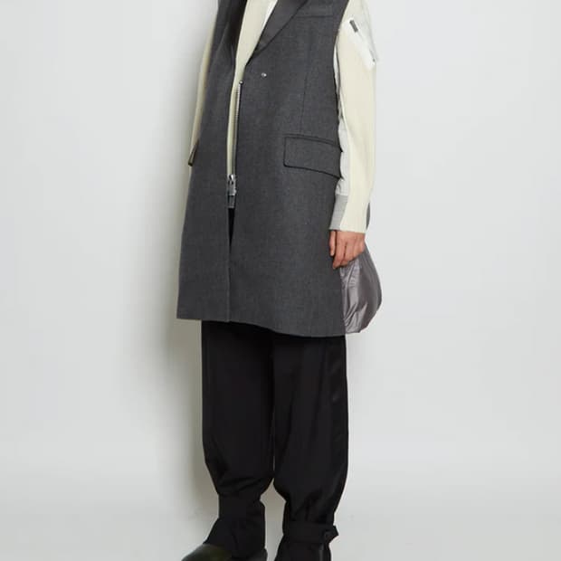 사카이 패디드 패널 레이어드 더블 베스트 코트