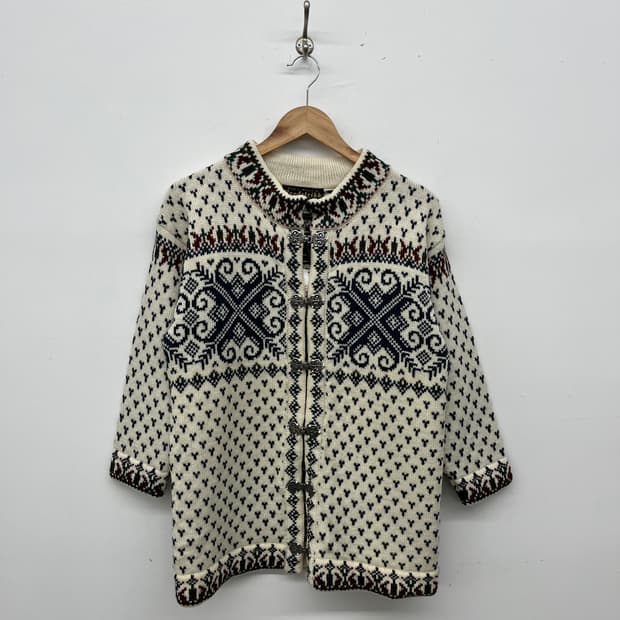 Hand made Nordstrikk 노르딕 패턴 울 가디건 L