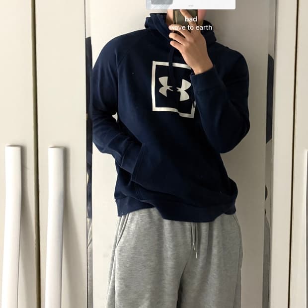 Underarmour hoodie xL