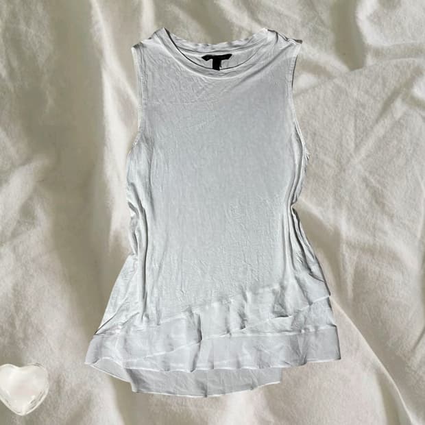 Banana Republic . 레이어드 프릴 슬리브리스