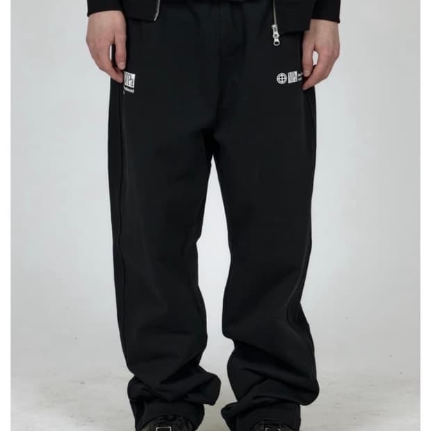 (삽니다) 플라스틱 프로덕트 스웻팬츠 s 구해요