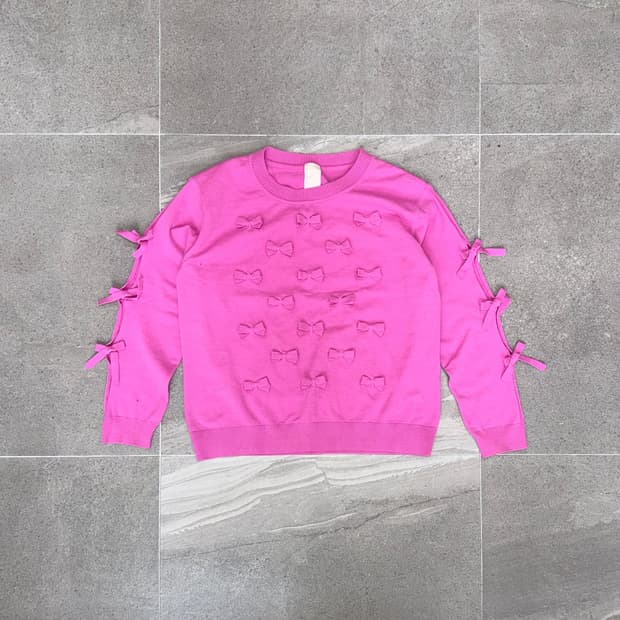O’2ND vivid pink ribbon trimmed knit