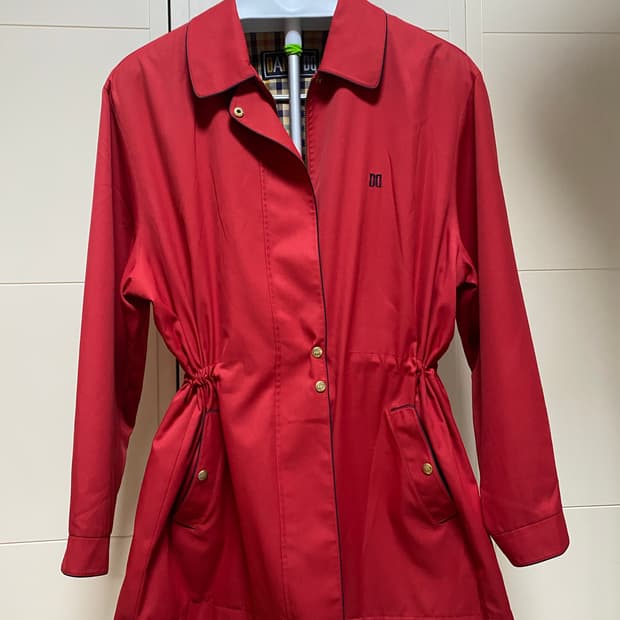 닥스 여성 레드 바람막이 L