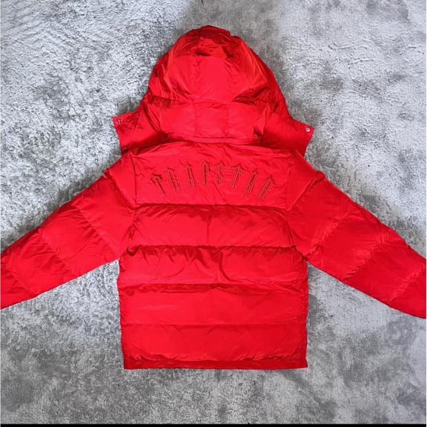 Trapstar 트랩스타 레드 푸퍼 패딩