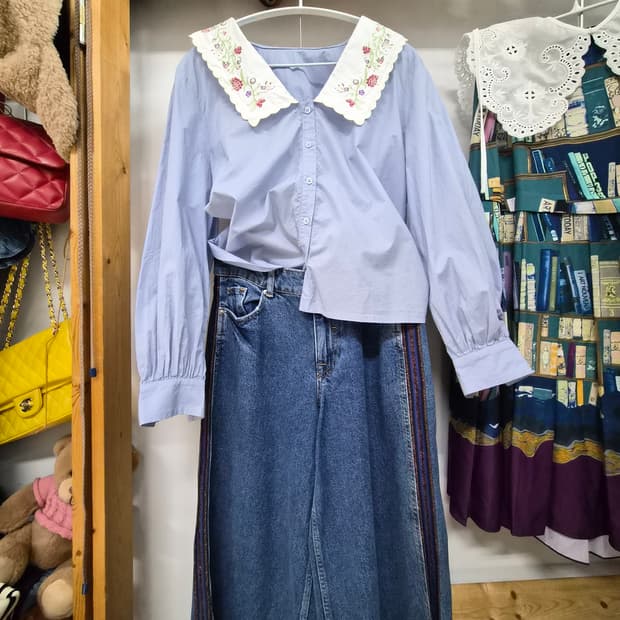 수입 자수넥카라 셔츠. 자라 슬릿 와이드데님