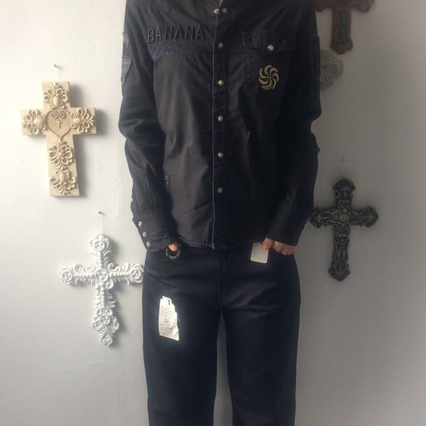 Needle work point shirt