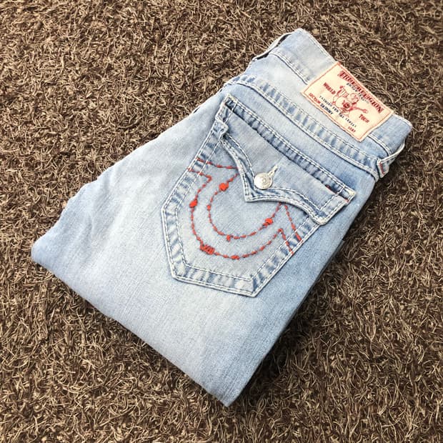 32 트루릴리전 워싱 스키니 데님 팬츠