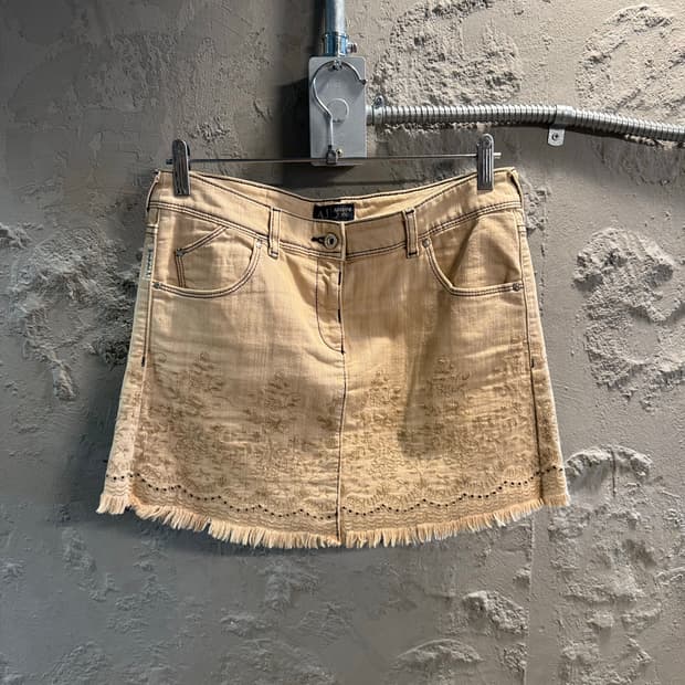 알마니진 ARMANI 플라워 자수 데님 미니스커트 베이지 42