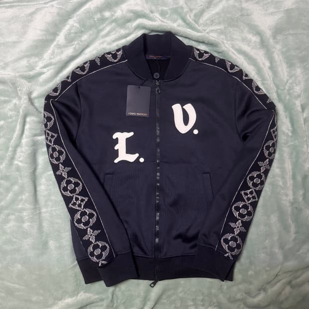 [xs] 루이비통 LV 플라워 모노그램 밴딩 트랙(새상품)