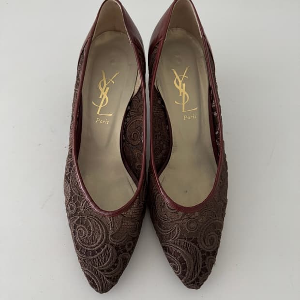 YSL 브라운 레이스 힐