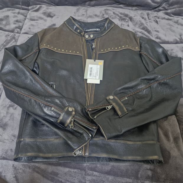 앤더슨벨 레더자켓 새상품