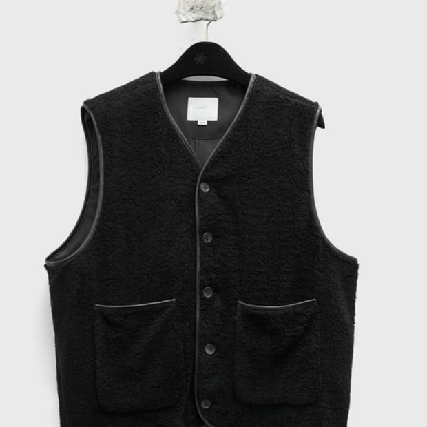 유스 레더 트림 울파일 베스트 L