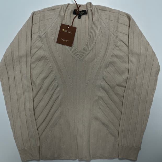 로로피아나 베이비캐시미어 100% 니트 (새상품)