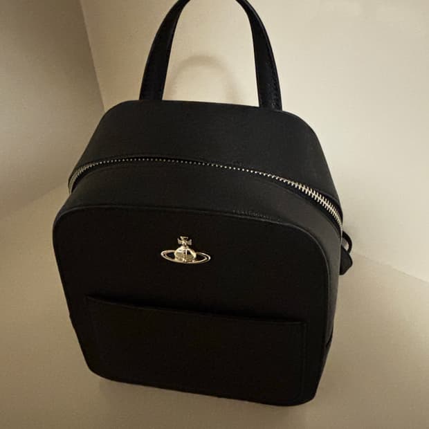 비비안웨스트우드 레이디스 백팩 블랙 미니