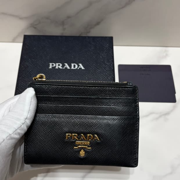 [정품] 프라다 사피아노 지퍼 카드지갑