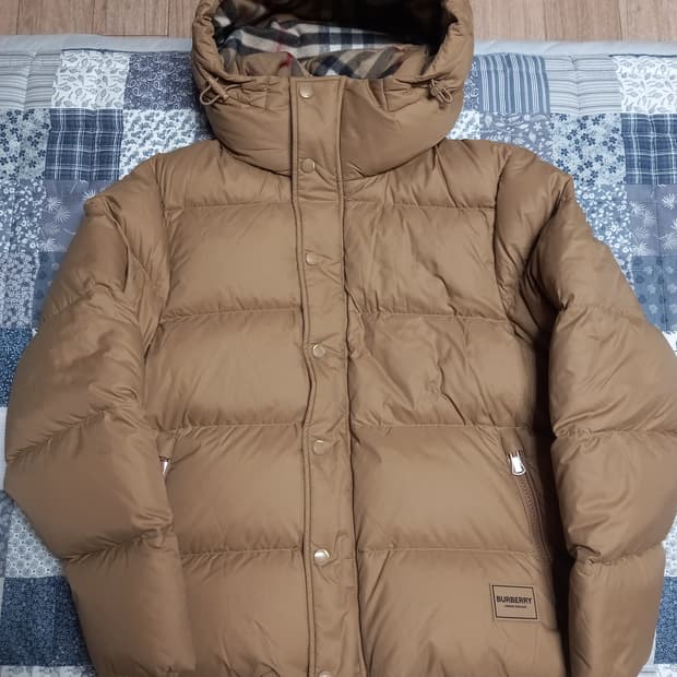 버버리  남성 패딩  카멜 L(실용100~105) 