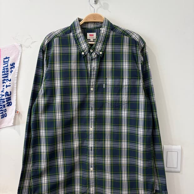 68. 리바이스 셔츠