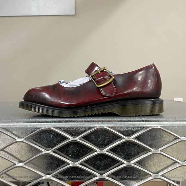 닥터마틴 메리제인 엘피 체리 레드 uk4