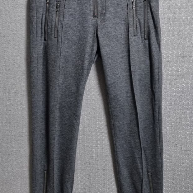 50사이즈 (XL) 닐바렛 멀티지프 그레이 슬랙스