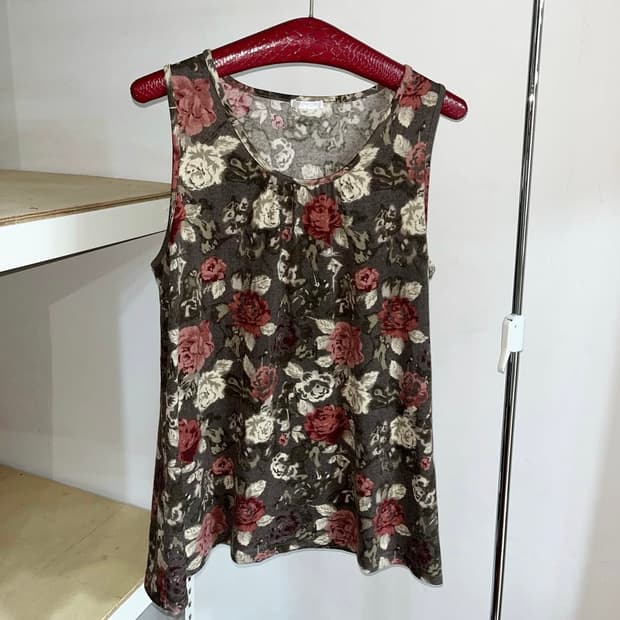 플라워 조끼 니트