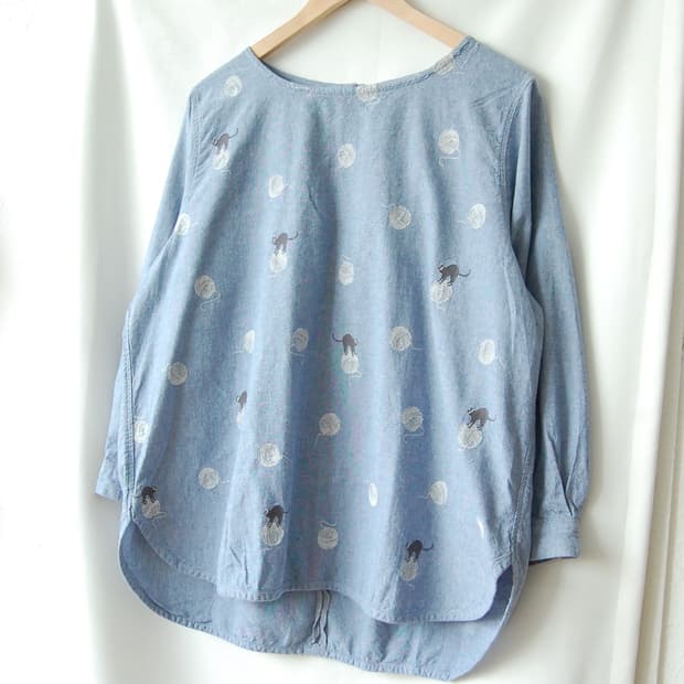Sunny clouds cat blouse
