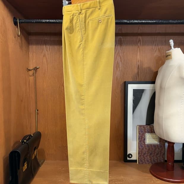 브리오니 코듀로이 팬츠