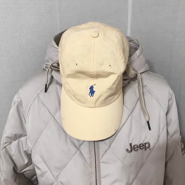 폴로 연노랑 캡 