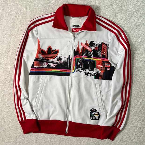 아디다스 아디컬러 한정판 맨해튼 빨흰 트랙탑 져지