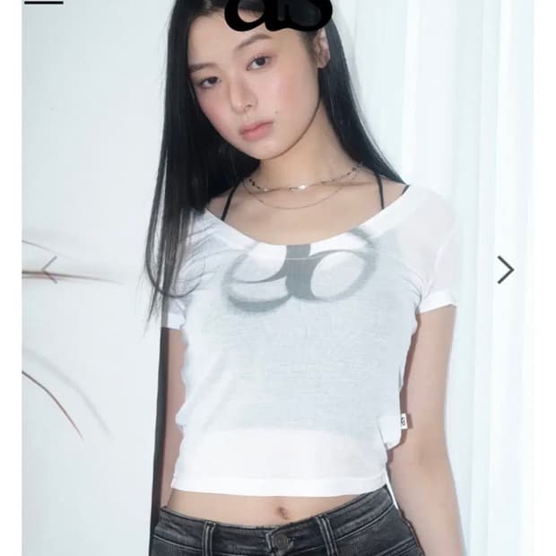 애즈온 하프 시스루티 HALF SEE-THROUGH T