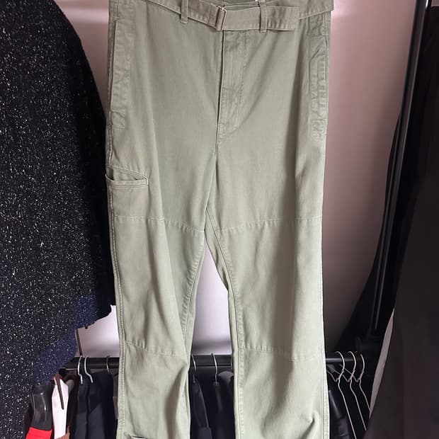 [M] 르메르 벨티드 밀리터리 팬츠 그린 컬러