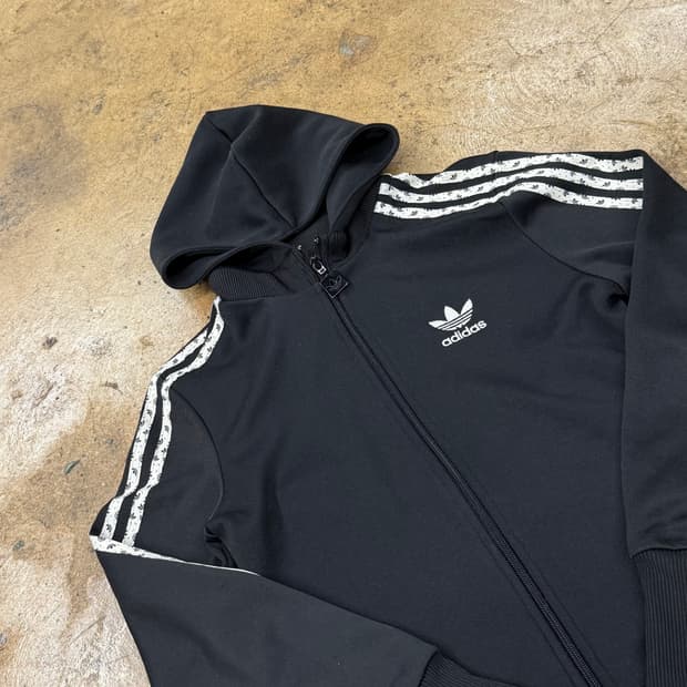 아디다스 블랙 패턴 트랙탑 후플 플락 후드집업 져지 트랙탑 90