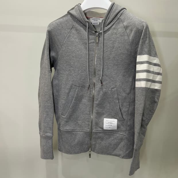 톰브라운 후드집업 1사이즈