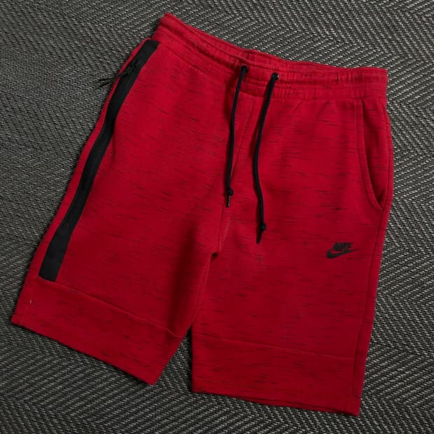 나이키 테크 플리스 쇼츠 크림슨 레드y 3998