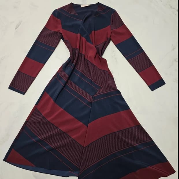 토리버치 스트라이프 롱 원피스 ~55반