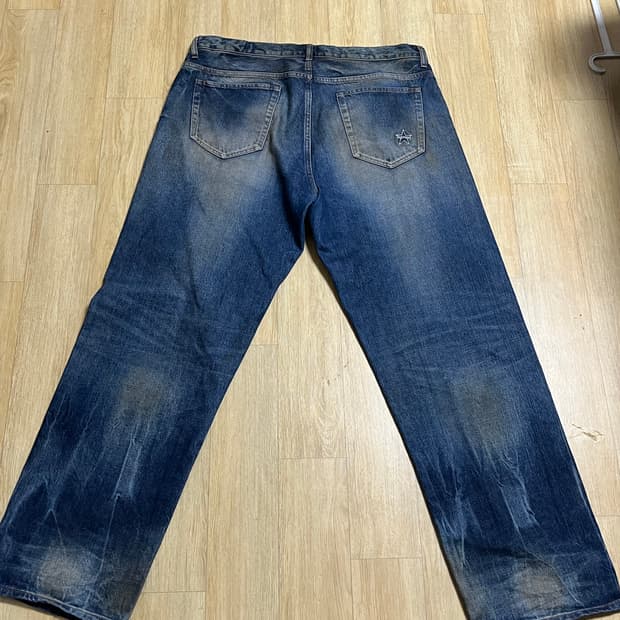 [36]슈프림 디스트레스드 루즈 핏 셀비지 진 워시드 인디고 - 25SS