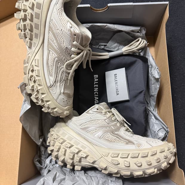 발렌시아가 디펜더 39