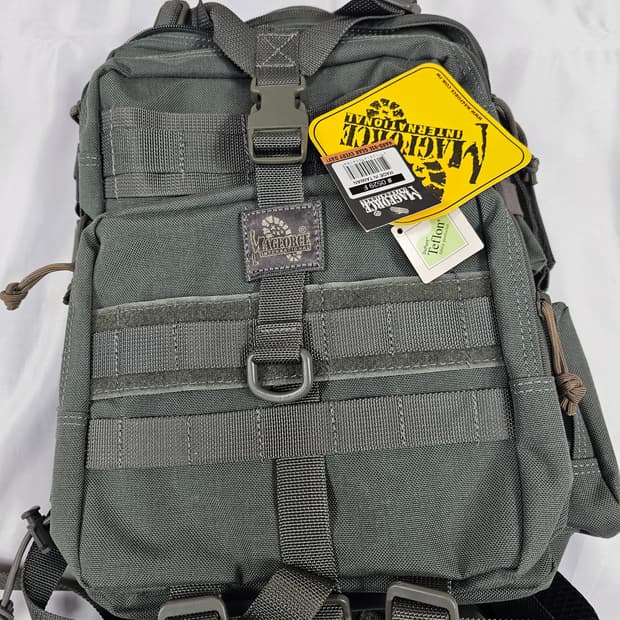 맥포스타이푼백팩