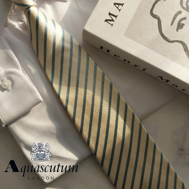 아쿠아스큐텀 실크 스트라이프 넥타이 9.6cm A+~A등급 K1514
